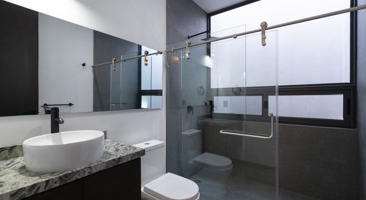 bano-completo-moderno