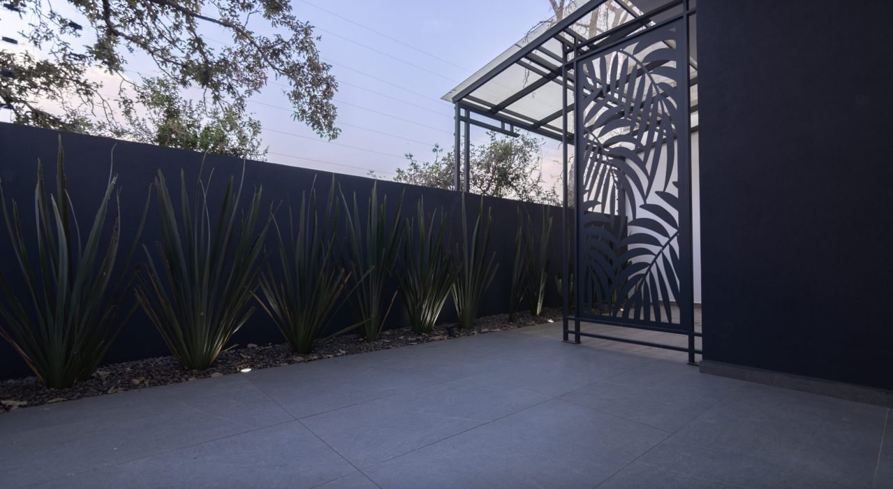 jardin-luminoso-amplio